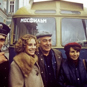 Актриса, співачка, фітнес-гуру сідні ром