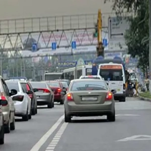 Їзда по виділеній смузі вихідні дні: правила і штрафи.